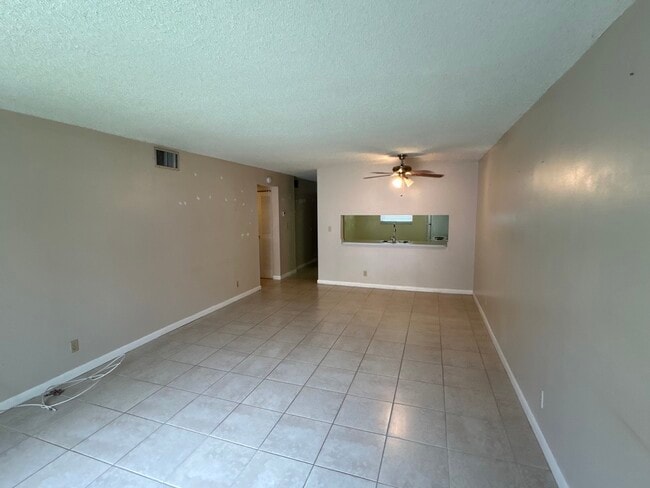 Building Photo - 7173 Orange Dr