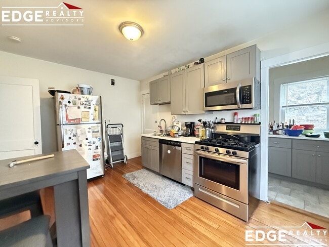 Photo - 111 Kenrick St Apartment