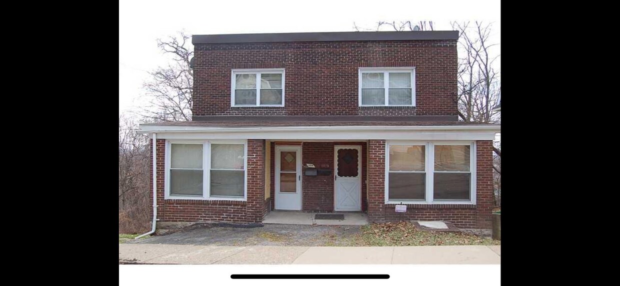 Primary Photo - 1413 Elm St