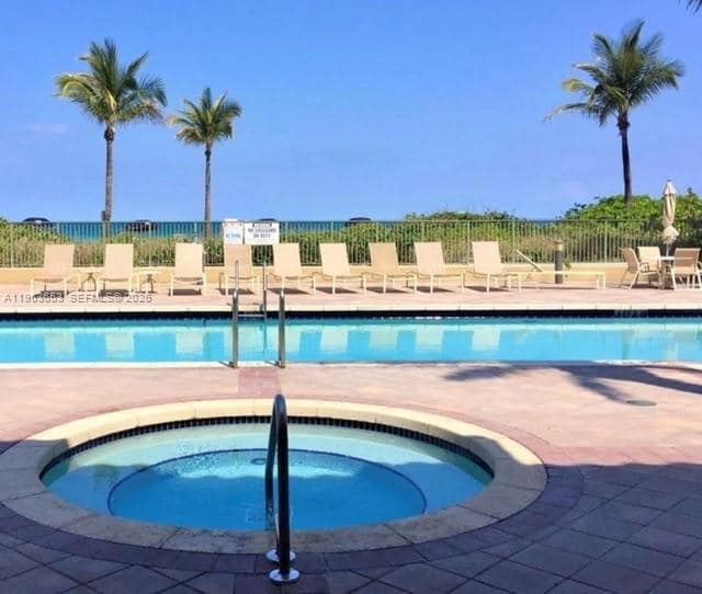 Building Photo - 2080 S Ocean Dr