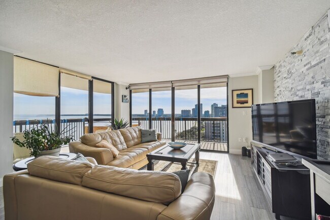 Foto del edificio - 2413 Bayshore Blvd