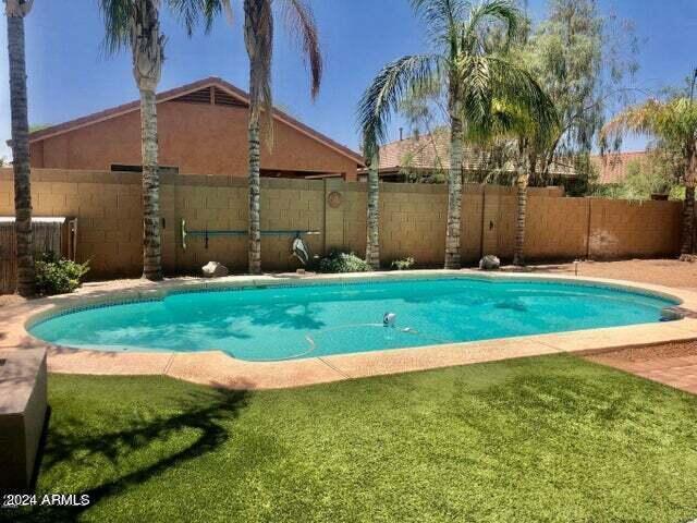 Primary Photo - 2365 W Jasper Butte Dr