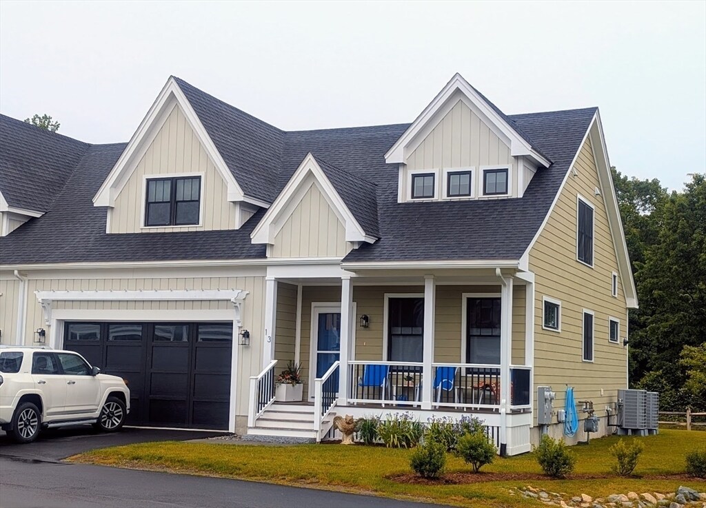 Foto principal - 13 Primrose Ln
