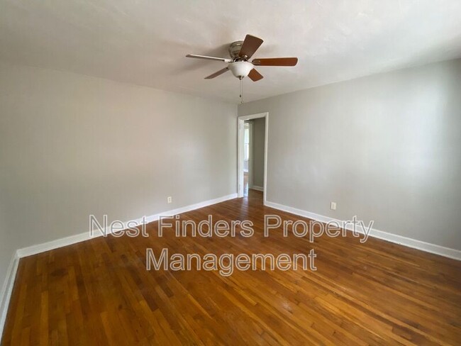 Building Photo - 2510 College St