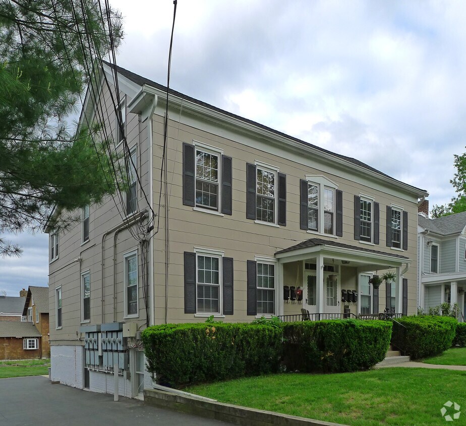 78 Prospect St, Huntington, NY 11743 Apartments in Huntington, NY