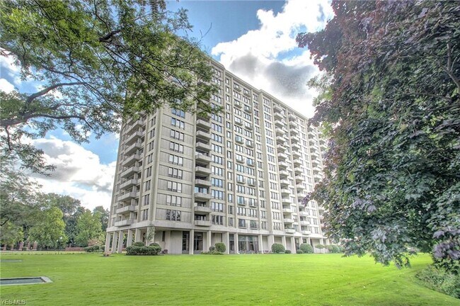 Foto del edificio - 1 Bratenahl Pl