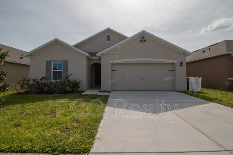 Primary Photo - 252 Willow Bend Dr