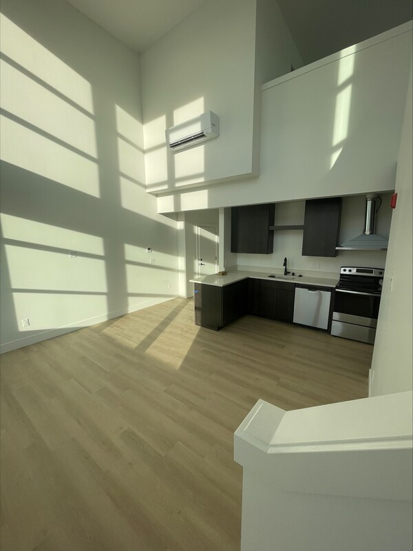 Foto del edificio - 21806 E Indiana Ave