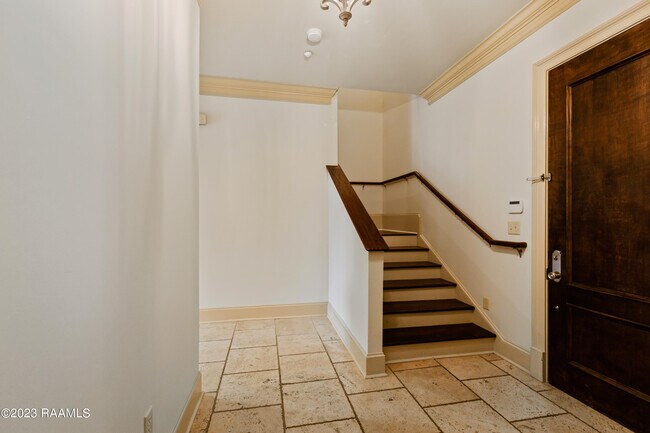 Foto del edificio - 605 Silverstone Rd