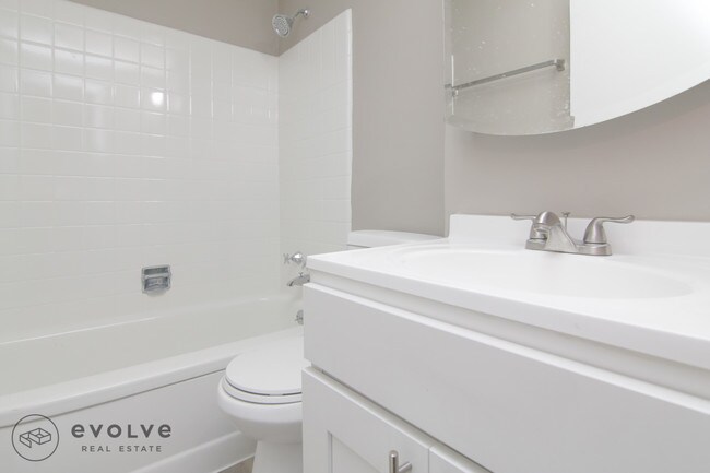 Foto del edificio - 5550 S Dorchester Ave