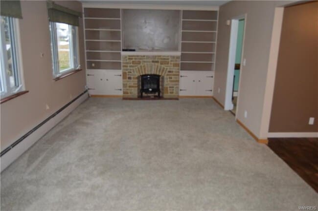 Building Photo - Single Family Home at 463 Campus Dr , Amherst