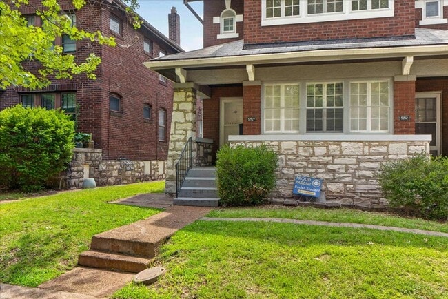 Foto del edificio - 5252 Bancroft Ave
