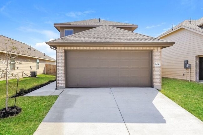Building Photo - 9410 Somers Bend