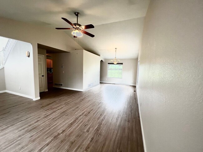 Foto del edificio - 2909 Des Moines Dr