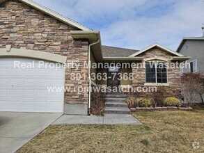 Building Photo - 4120 Juniper Hills Dr