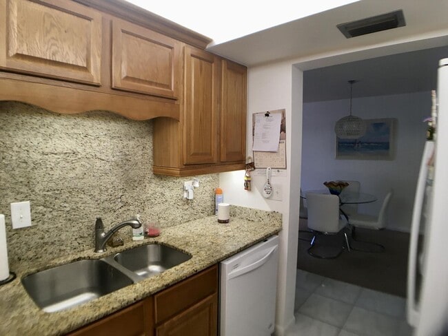 Foto del edificio - 3490 N Key Dr