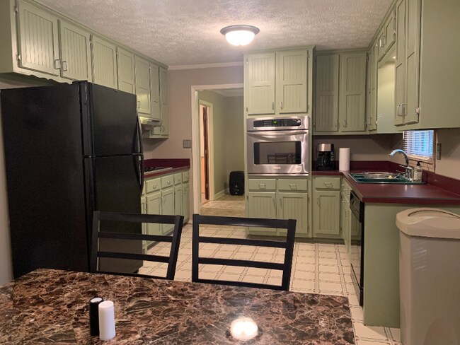 Building Photo - 4251 Mink Livsey Rd