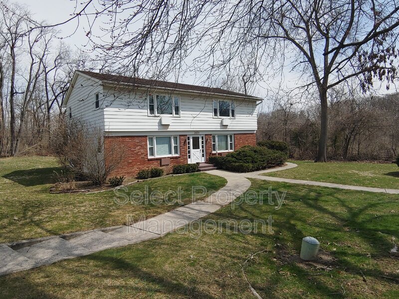 3839 Sleepy Hollow Ln Unit 2, Fort Wayne, IN 46804 Condo for Rent in