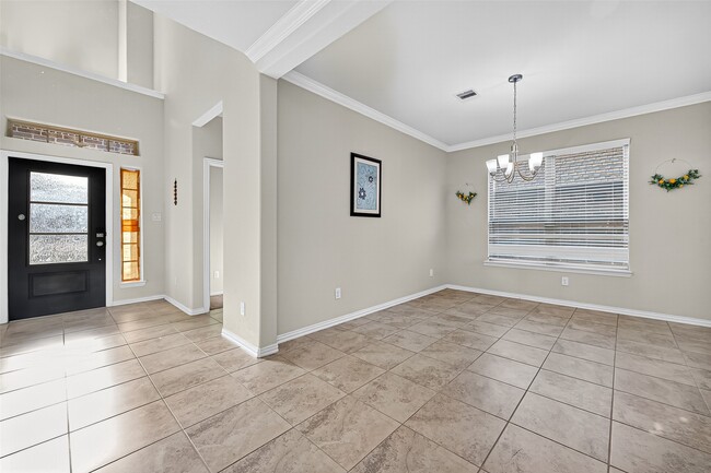 Foto del edificio - 10519 Forfar Ln