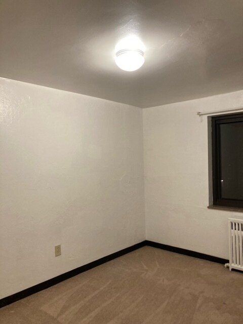 Building Photo - 411 Hoodridge Dr