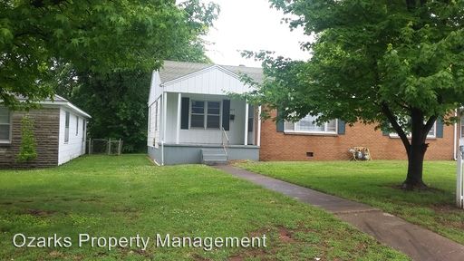Primary Photo - 417 W Stanford St
