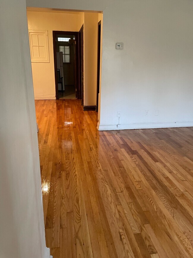 Foto del edificio - 6612 14th St NW