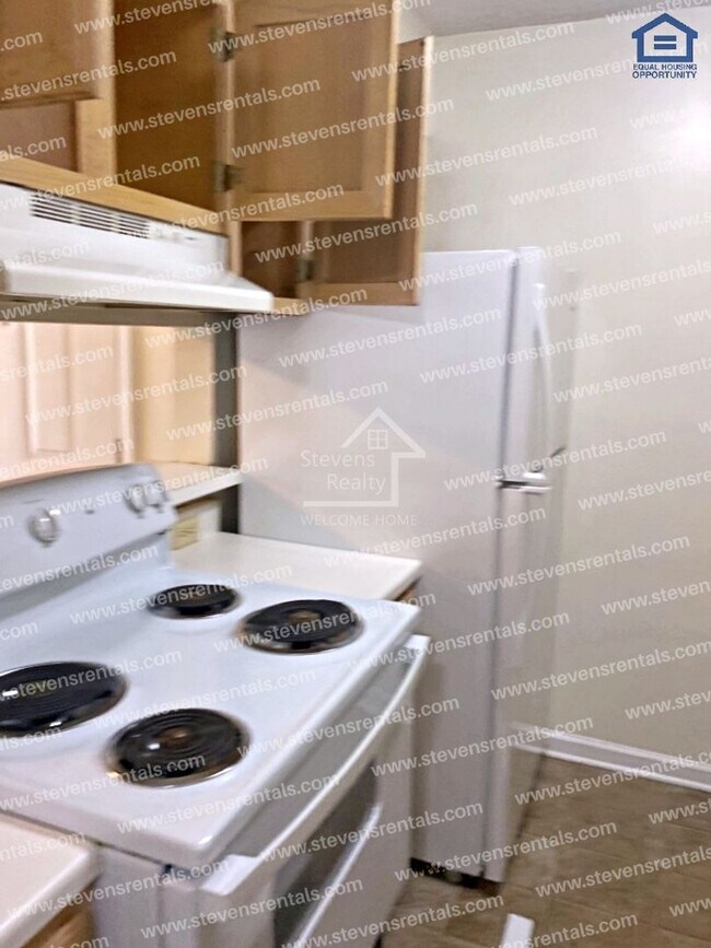 Foto del edificio - 430 Oriole Dr