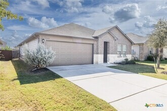 Building Photo - 860 Margay Lp