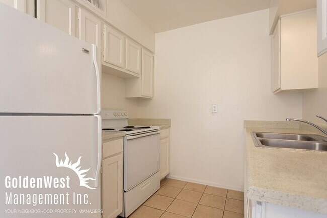 Foto del edificio - Charming 2Bdm 1Ba Apartment with Private B...