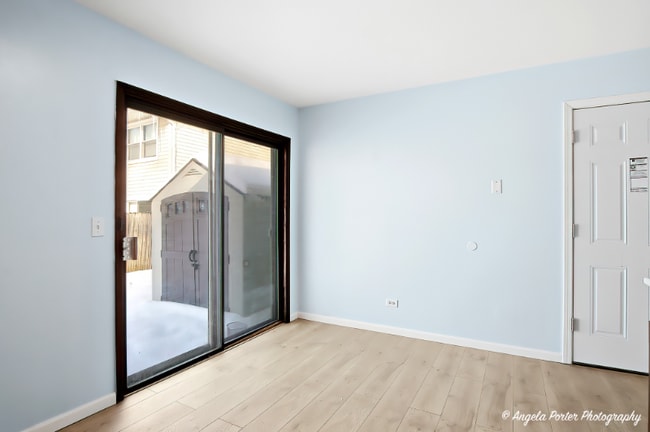 Foto del edificio - 831 Washington St