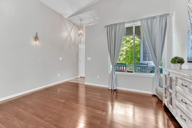 Building Photo - 10566 Cherrybrook Cir