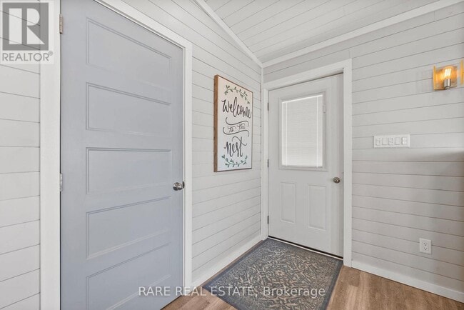 Building Photo - 168 Charlore Park Dr