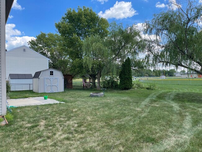 Foto del edificio - 12133 Bearsdale Dr