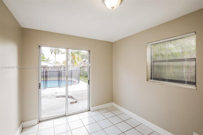 Foto del edificio - 6551 NW 5th St