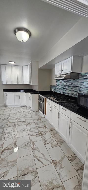 Building Photo - 2645 Valley Ave