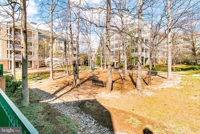 Foto del edificio - 2204 Westcourt Ln
