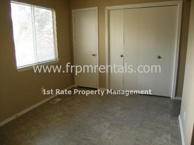 Building Photo - 2833 W Malad St