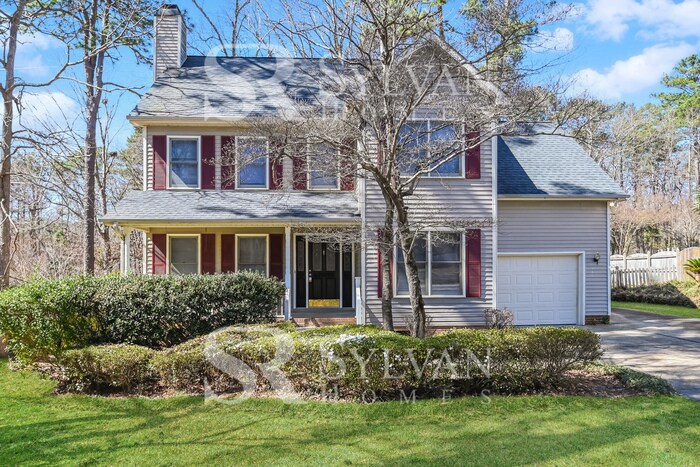 Foto principal - Lovely 3BR Colonial with Attached Garage!