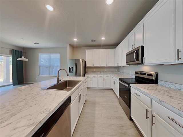 Building Photo - 6261 Outrigger Rd