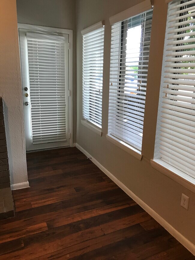 Foto del edificio - 5309 Spinnaker Way