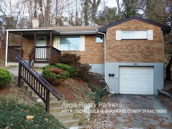 Primary Photo - 321 Anthon Dr