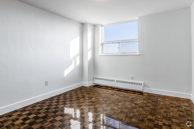1 chambre, 1 salle de bain - 66 m² - Chambre - 2570 Kingston Road