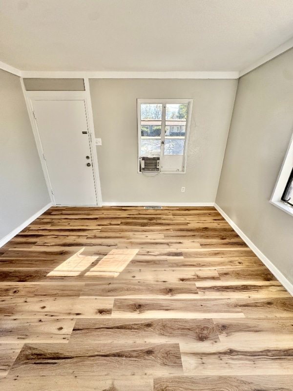 Building Photo - 320 May Dr