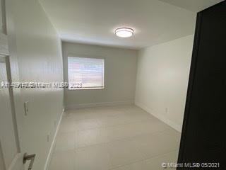 Foto del edificio - 10245 NW 9th St