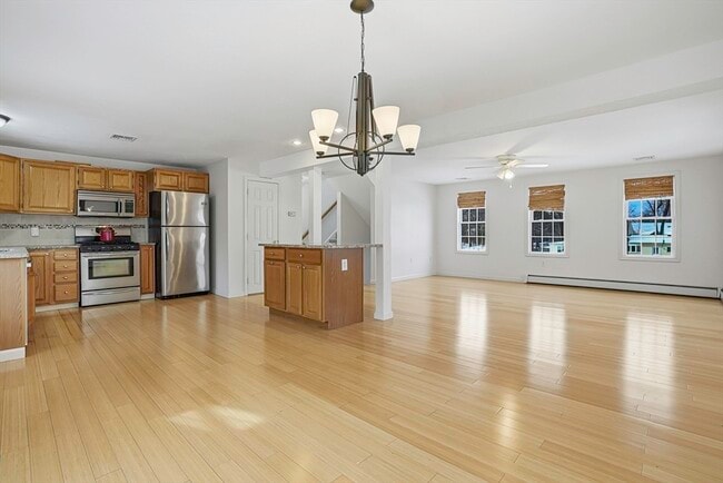 Building Photo - 55 Arrowwood Dr