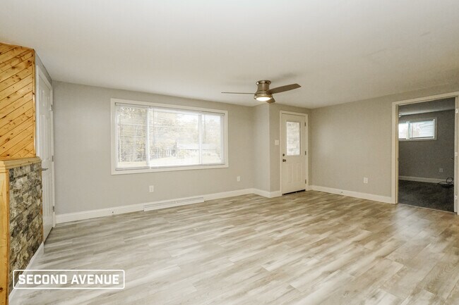 Foto del edificio - 854 Monaca Rd