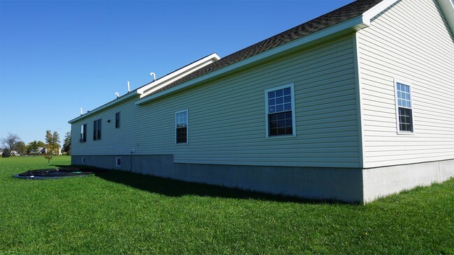 Foto del edificio - 25427 Hinds Rd