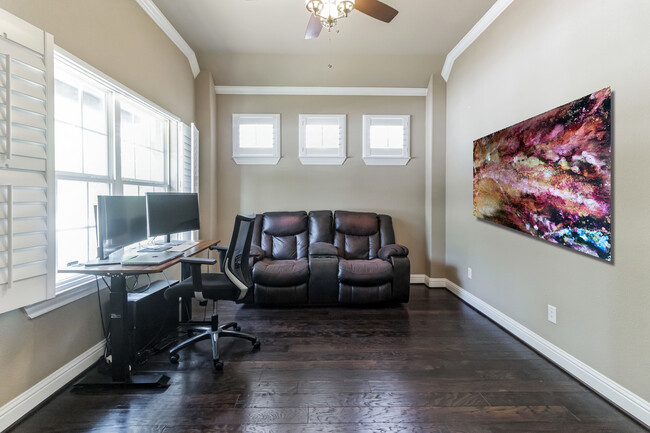 Office - 5900 Lipan Apache Bnd