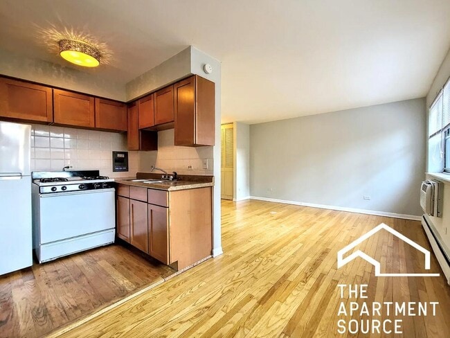 Foto del edificio - 510 W Briar Pl
