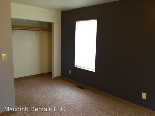 Building Photo - 2 br, 1 bath Room For Rent - 933 N Albert St